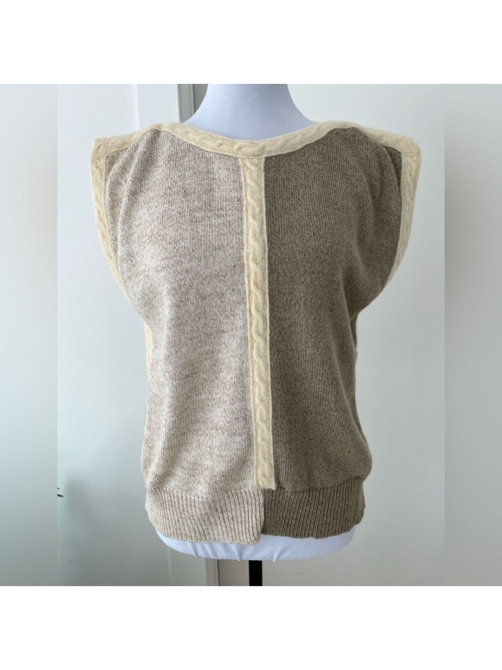 VINTAGE Surrey Classics Knit Vest Neutral Cable Knit Angora Detail Colourblock